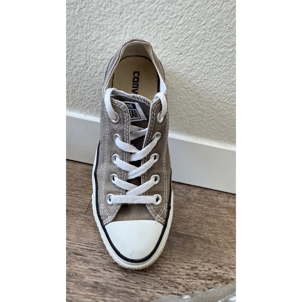 Converse Chuck Taylor All Star Low Top Charcoal Grey Sneakers  Womens 6 - Picture 2 of 4